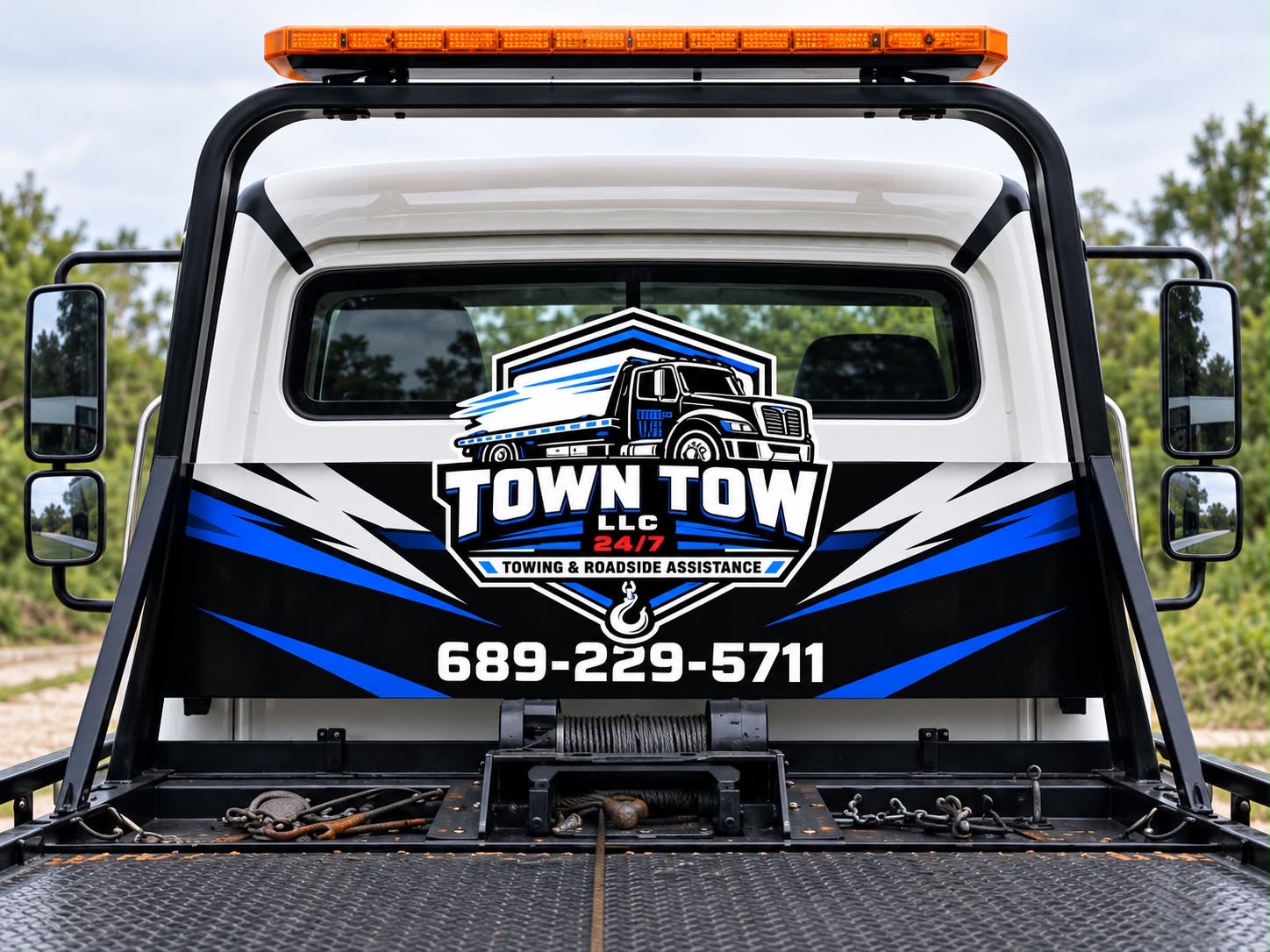 Town Tow truck photo