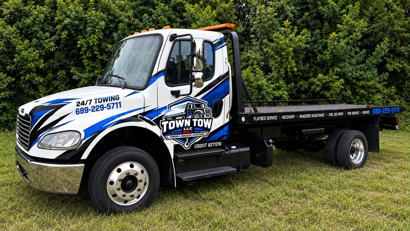 Town Tow truck photo